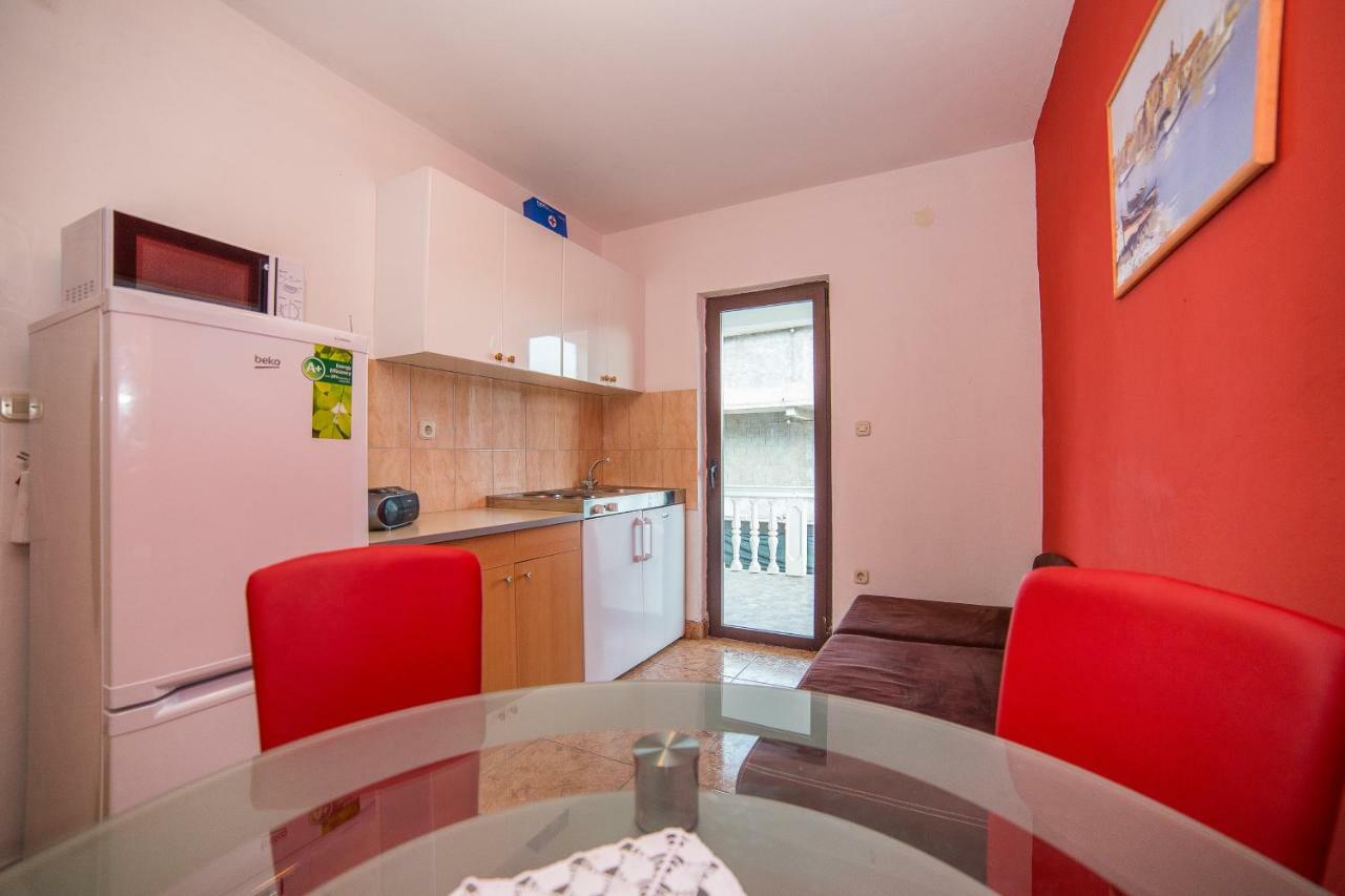 Guesthouse Milijana 奥瑞比克 外观 照片